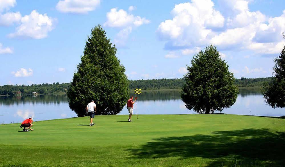 Highlands Four Season Resort Calabogie Exterior foto